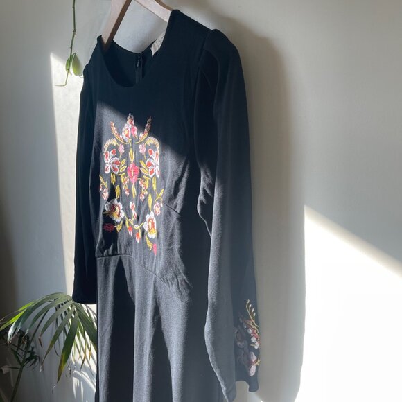 BNWOT Black Loft Floral Dress - Picture 3 of 10